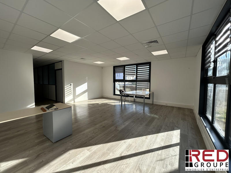 Bureau - 101 m²