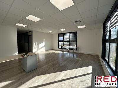 Bureau - 101 m²