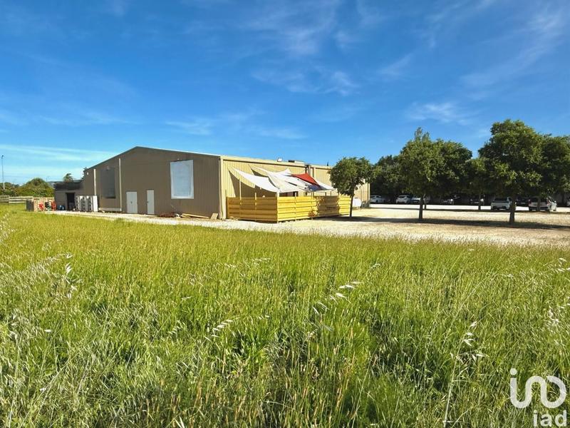 Local commercial - 700 m²