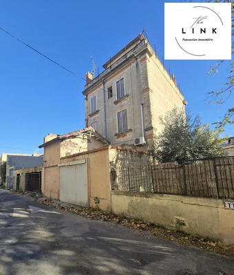 Maison - 227 m² - 9 pièces