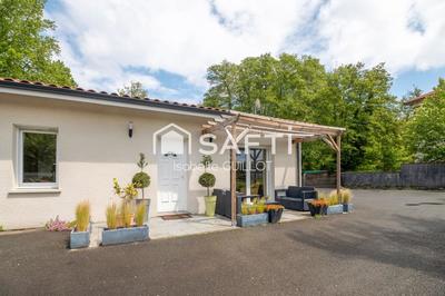 Maison - 84 m² - 4 pièces
