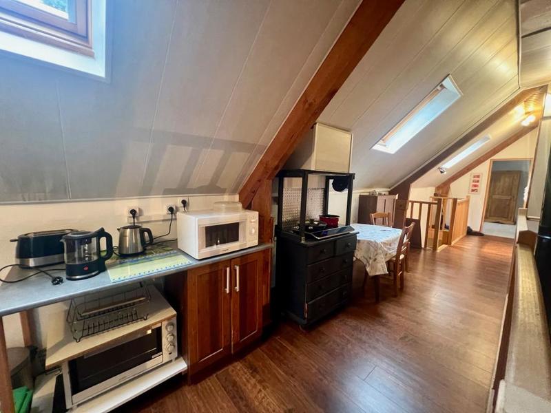 Propriété - 275 m² - 11 pièces