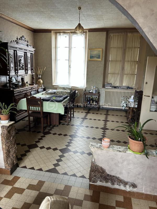 Maison ancienne - 147 m² - 6 pièces