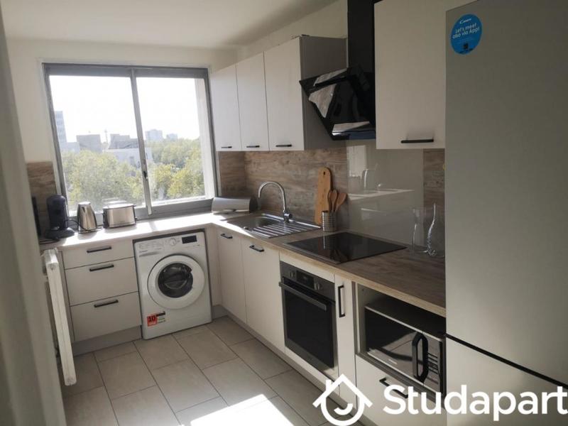 Chambre - 14 m² - 1 pièce