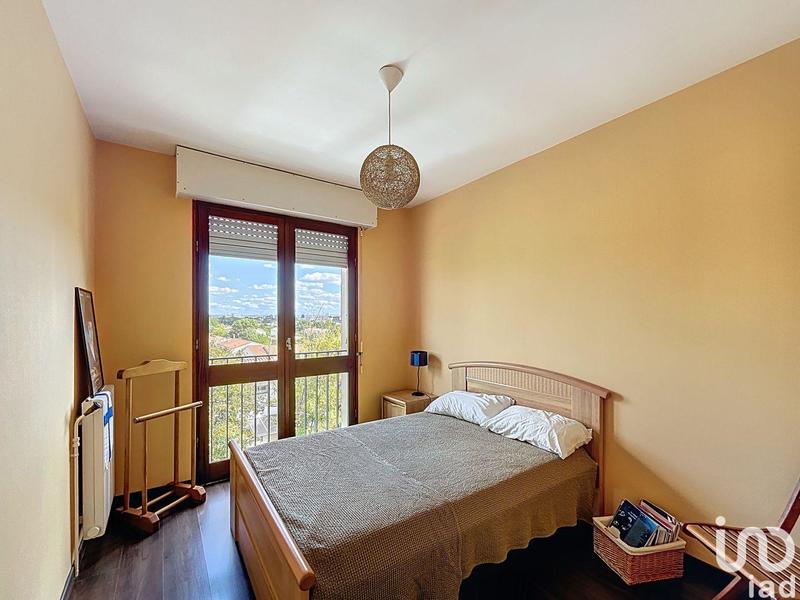 Appartement - 92 m² - 4 pièces