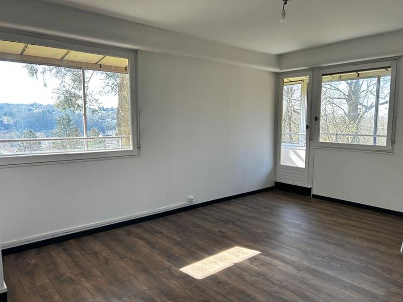 Appartement - 138 m² - 5 pièces