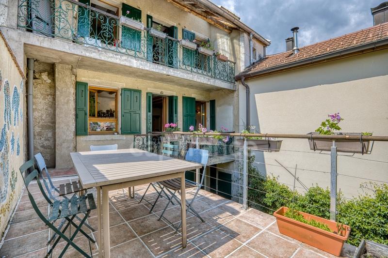 Maison de ville - 280 m² - 10 pièces
