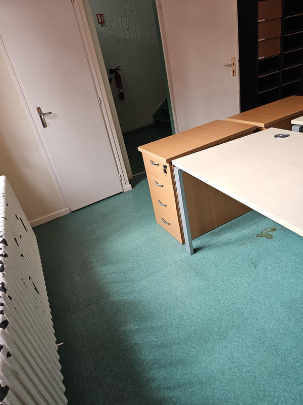 Bureau - 428 m² - 12 pièces