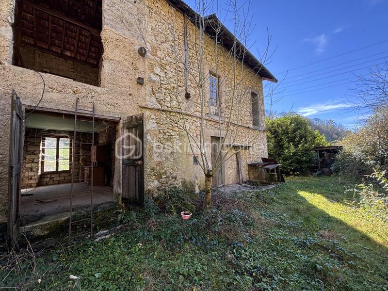 Corps de ferme - 64 m² - 3 pièces