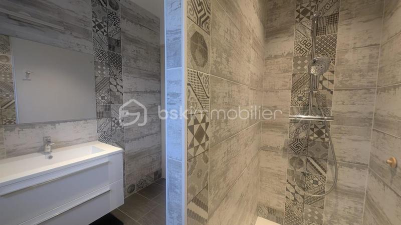 Pavillon - 115 m² - 6 pièces