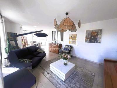 Appartement - 109 m² - 5 pièces