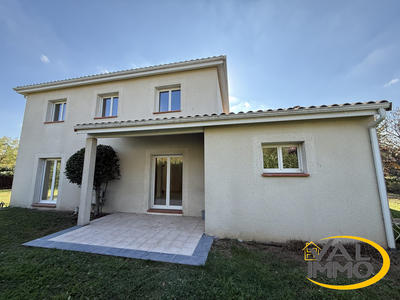 Maison - 140 m² - 6 pièces