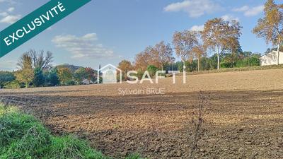 Terrain - 13 725 m²