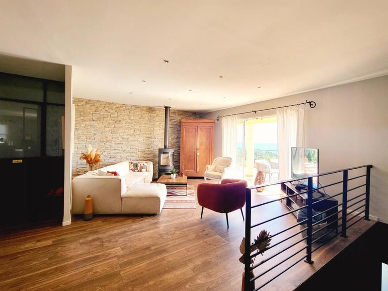 Propriété - 224 m² - 8 pièces