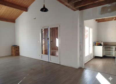 Maison - 231 m² - 7 pièces