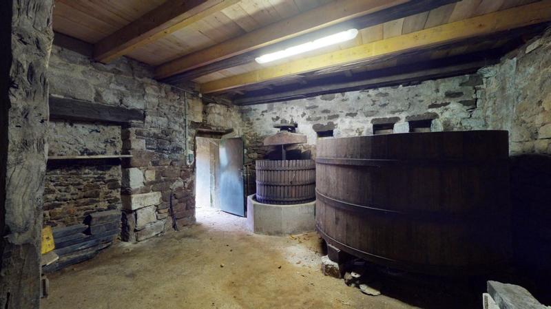 Maison - 166 m² - 7 pièces