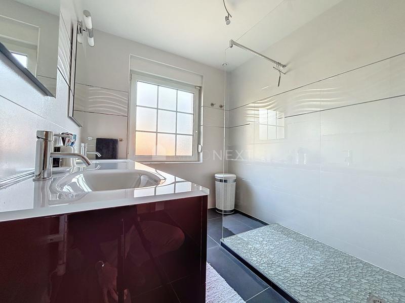 Maison - 169 m² - 6 pièces