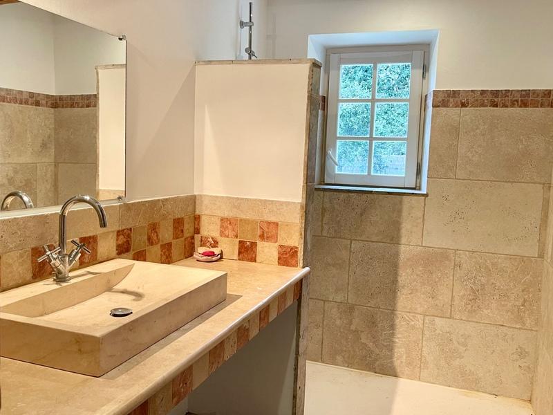 Maison en pierre - 220 m² - 7 pièces