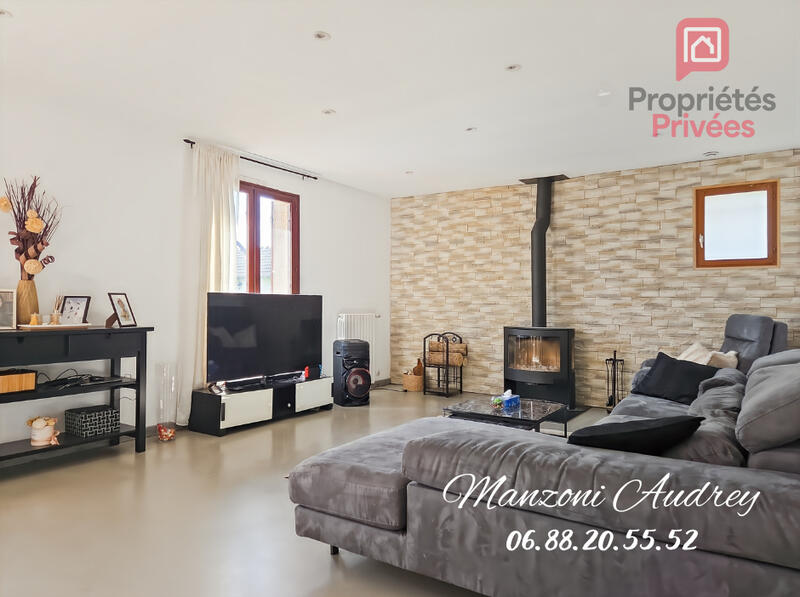 Maison - 140 m² - 5 pièces