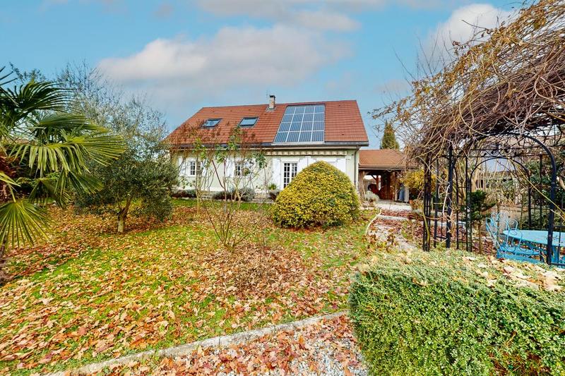 Maison - 205 m² - 6 pièces