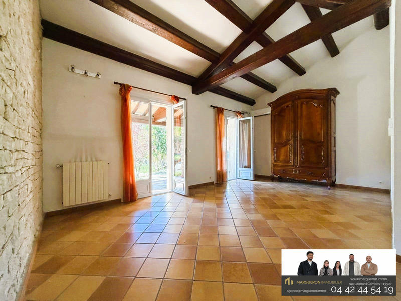 Maison - 210 m² - 7 pièces