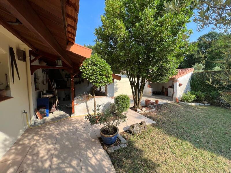 Maison - 170 m² - 8 pièces