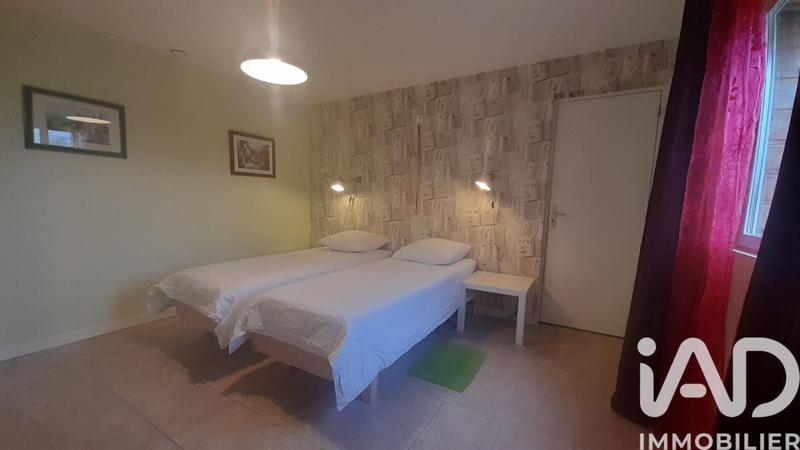 Maison - 300 m² - 9 pièces