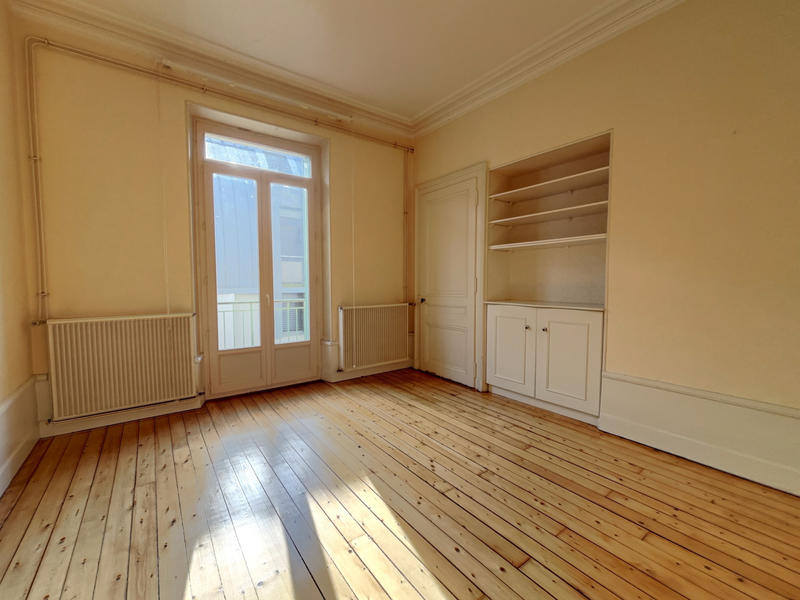 Appartement - 108 m² - 4 pièces