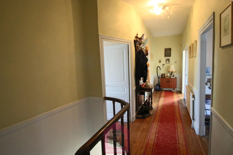 Maison - 160 m² - 7 pièces