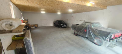 Maison de village - 300 m² - 2 pièces