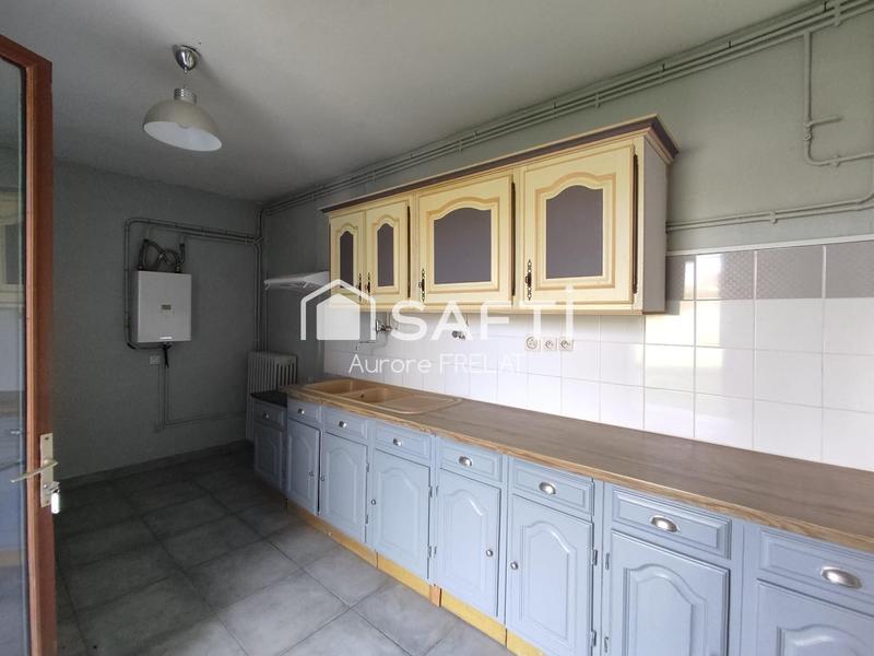 Maison - 280 m² - 10 pièces