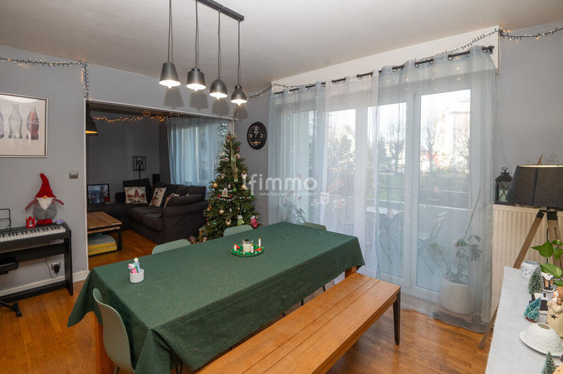 Appartement - 91 m² - 4 pièces