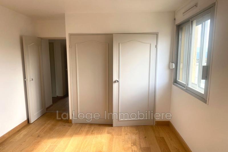 Appartement - 92 m² - 4 pièces
