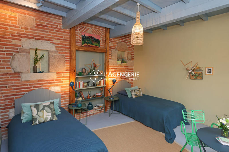 Maison - 200 m² - 6 pièces