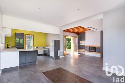 Maison - 130 m² - 7 pièces