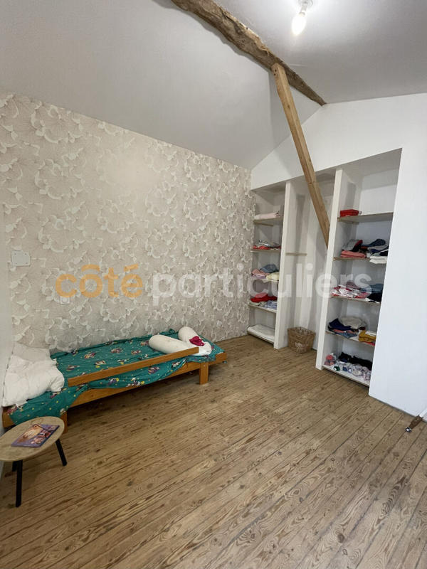 Maison - 196 m² - 6 pièces