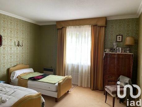 Maison - 231 m² - 13 pièces