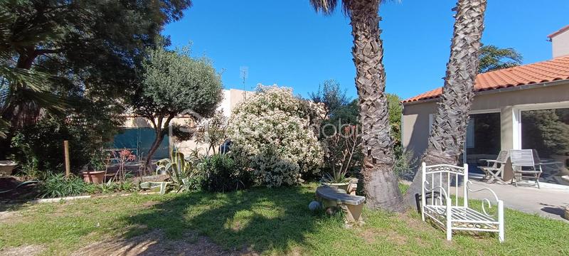 Maison - 220 m² - 7 pièces