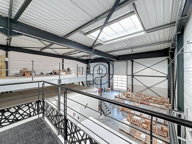 Entrepôt - 514 m²