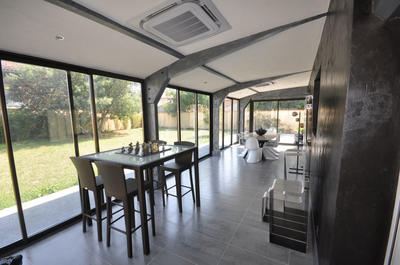 Maison - 300 m² - 10 pièces