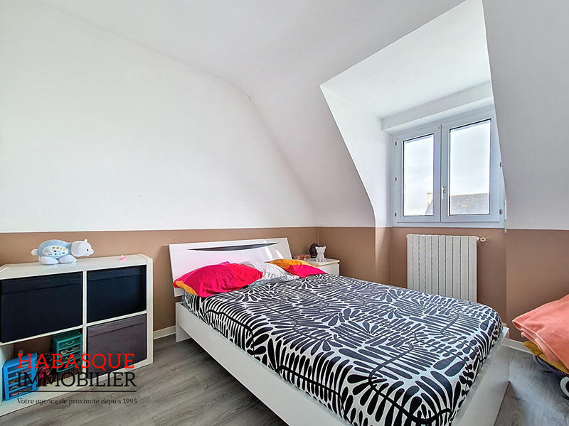 Maison - 109 m² - 6 pièces