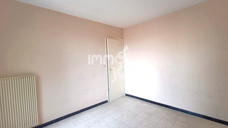 Appartement - 85 m² - 5 pièces