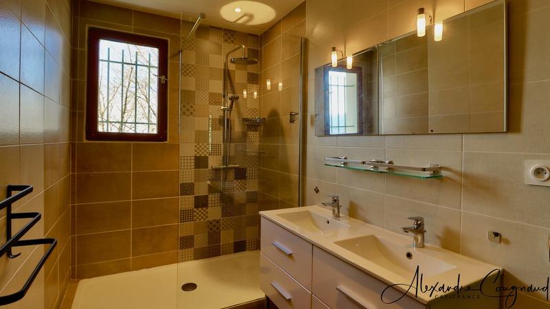 Maison - 153 m² - 5 pièces