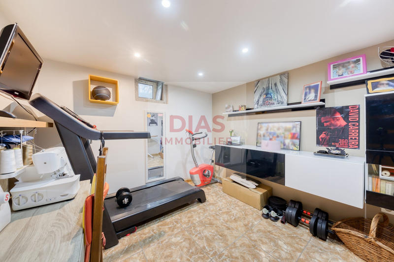 Maison - 126 m² - 1 pièce