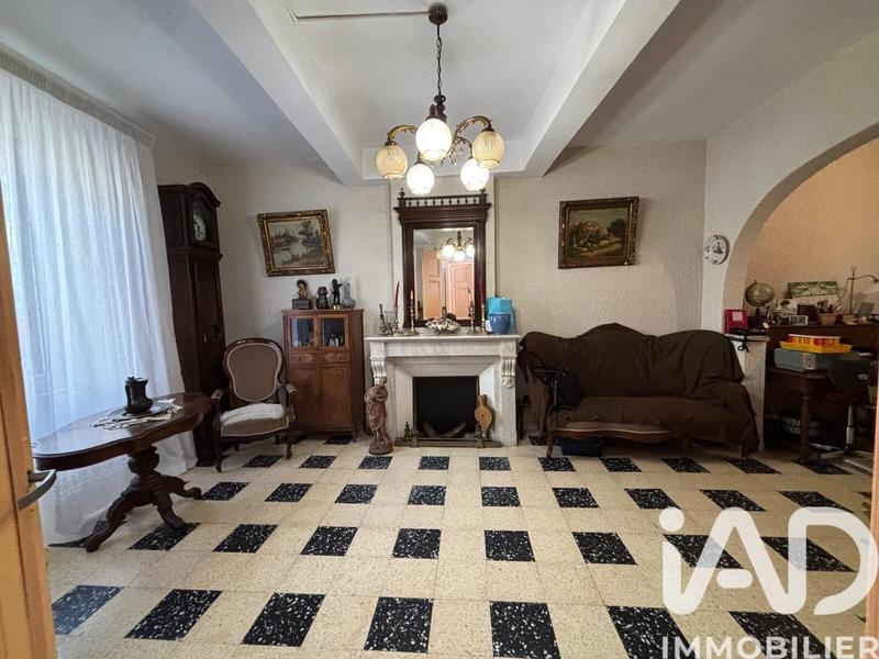 Maison de village - 288 m² - 8 pièces