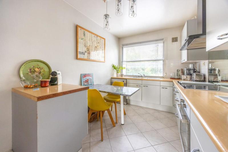 Appartement - 108 m² - 4 pièces