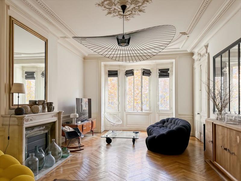 Appartement - 145 m² - 4 pièces