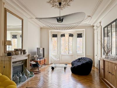 Appartement - 145 m² - 4 pièces