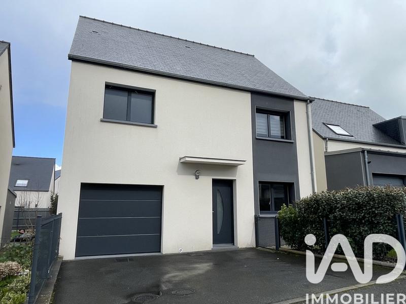 Maison - 105 m² - 4 pièces