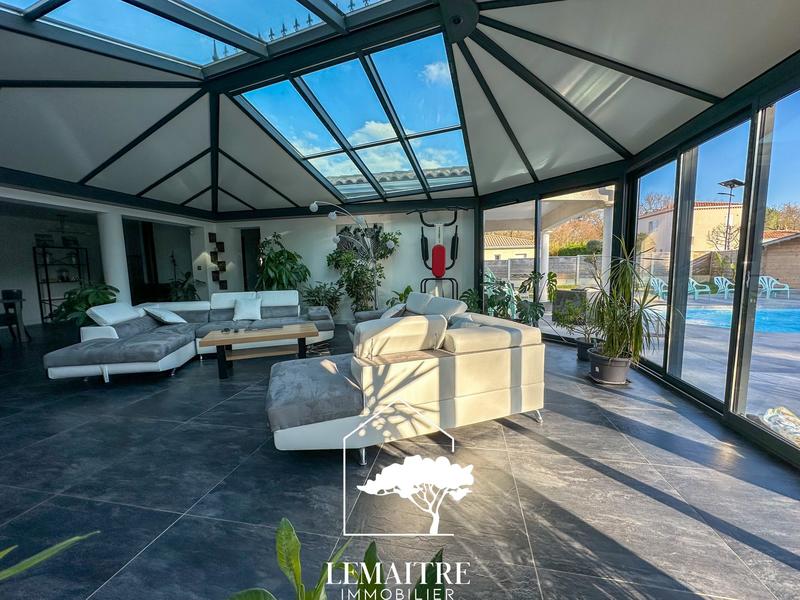 Maison - 175 m² - 5 pièces